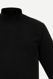 Black Fluidic™ T-Neck, body-hugging fit in 4-way stretch knit