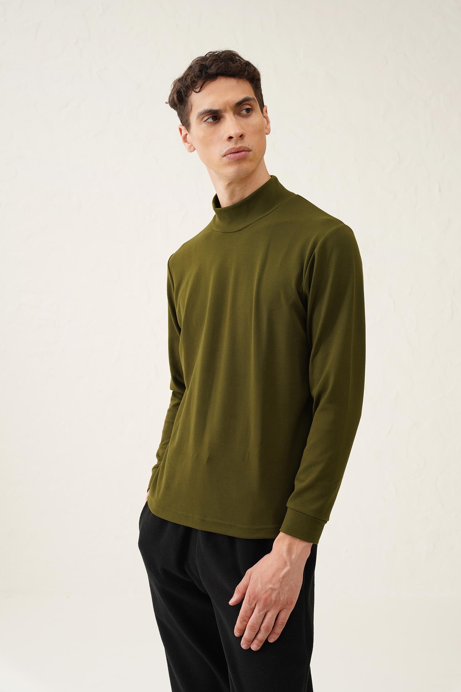 Hybrid T-neck