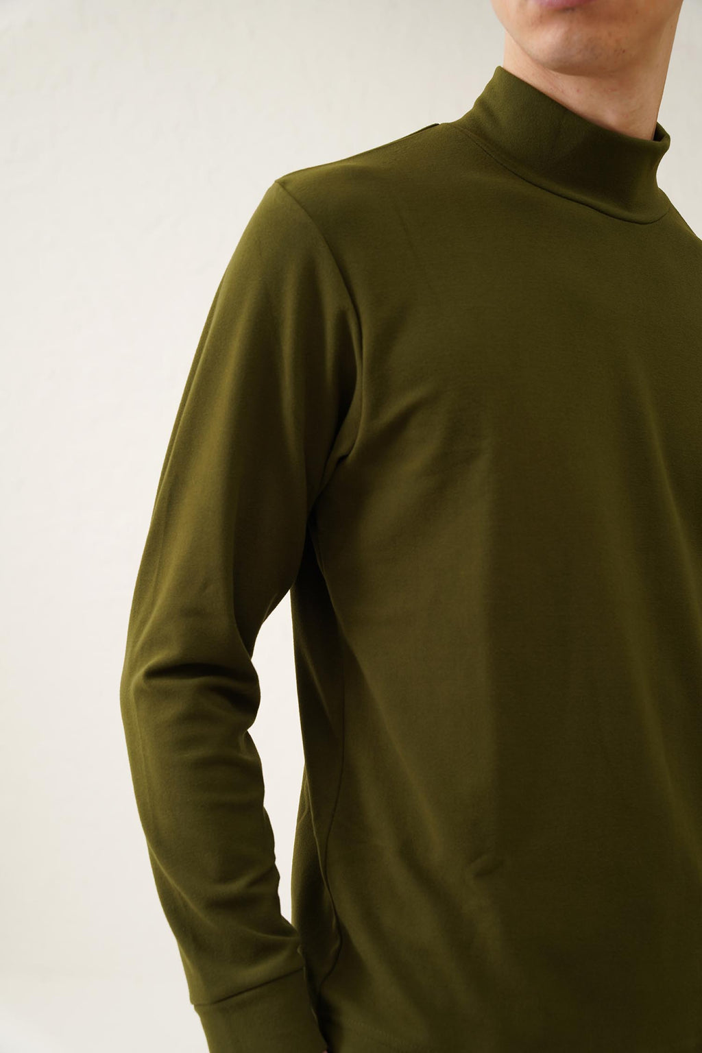 Hybrid T-neck