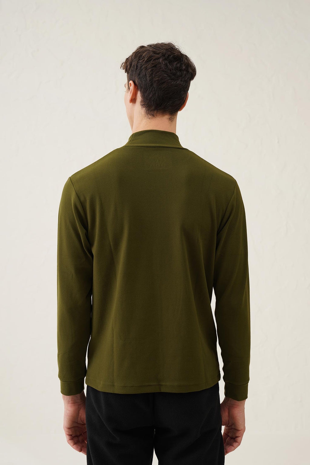 Hybrid T-neck