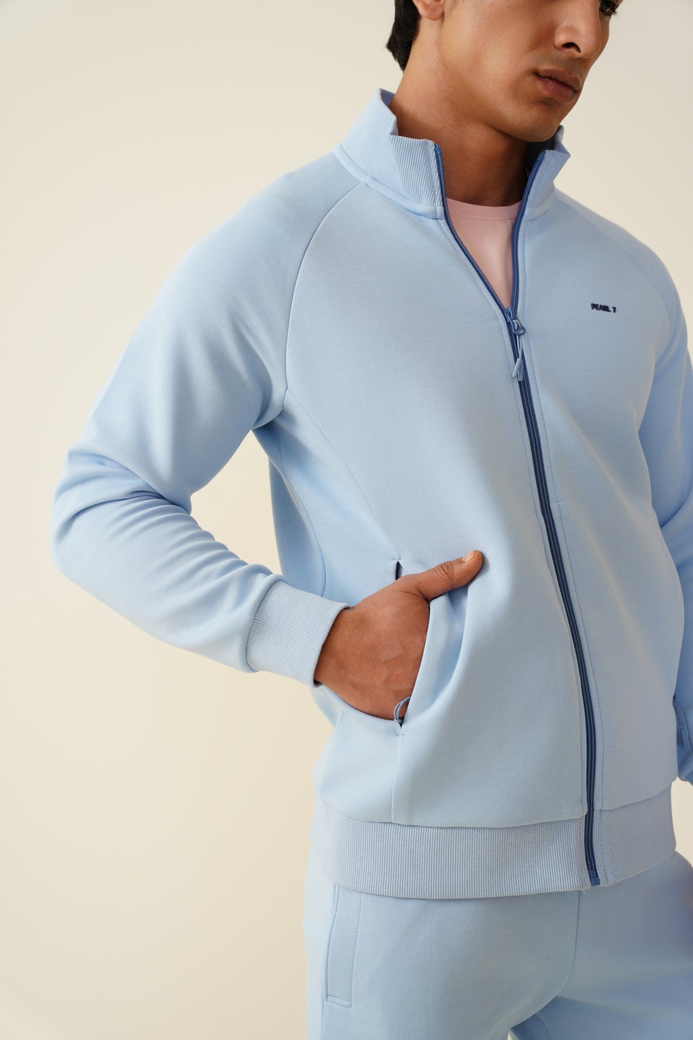 Summer Zipper is a lightweight and breathable zipper designed