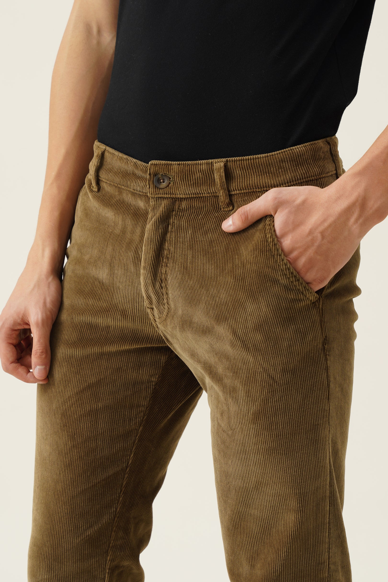 Fleece Corduroy Cross Pocket
