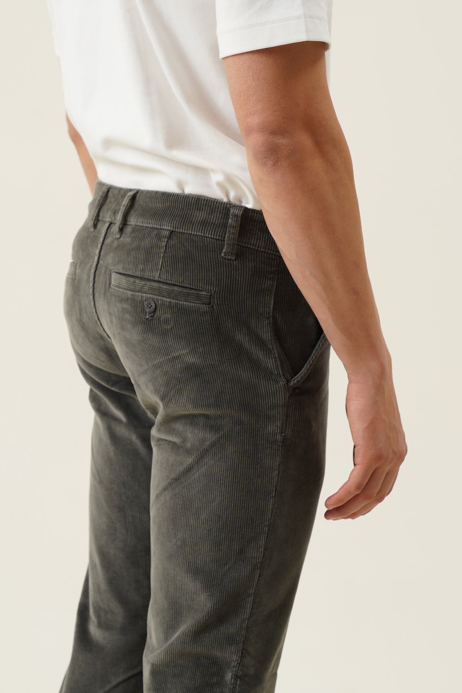Fleece Corduroy Cross Pocket