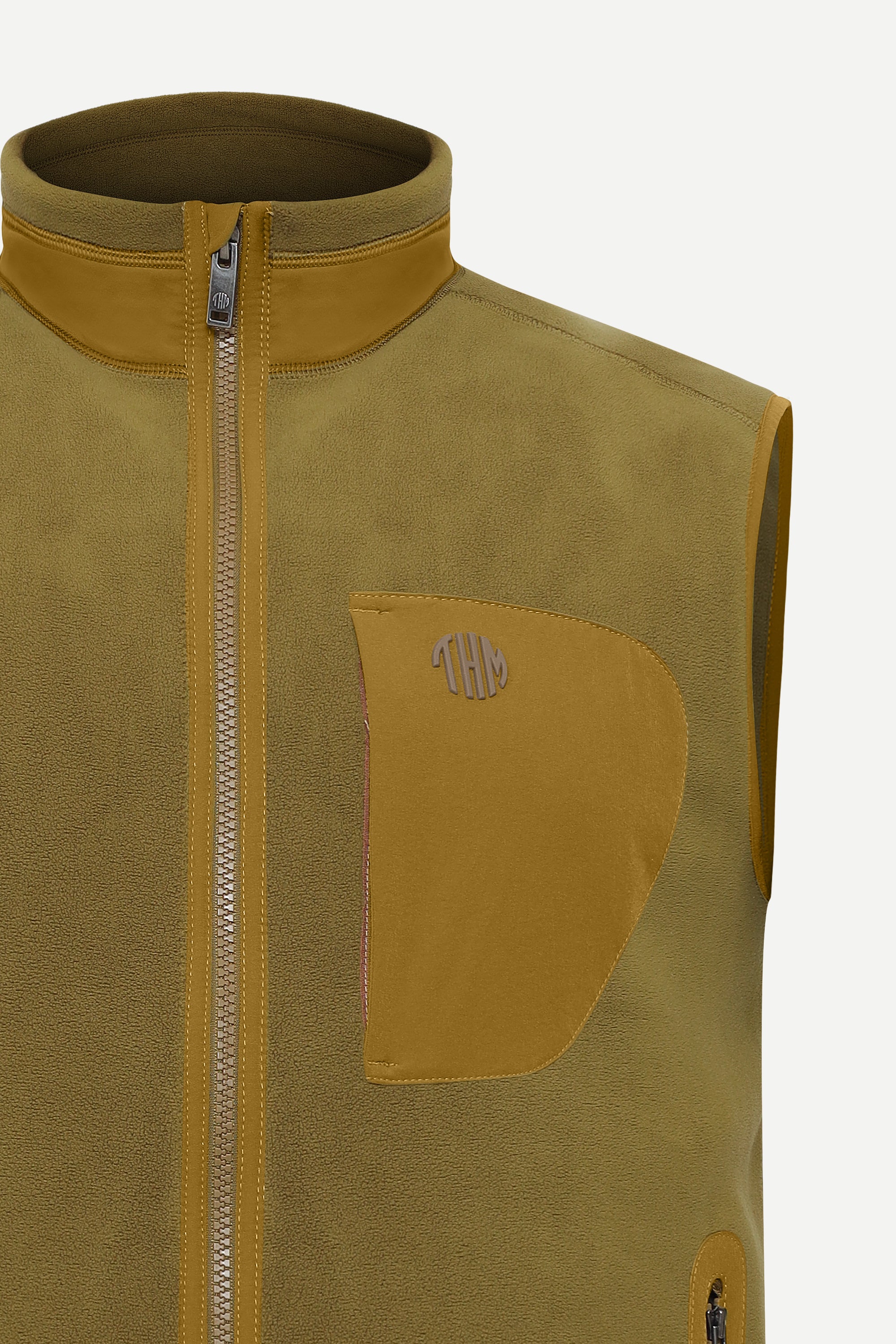 THM Fluidic Gilet Series IX in Oak
